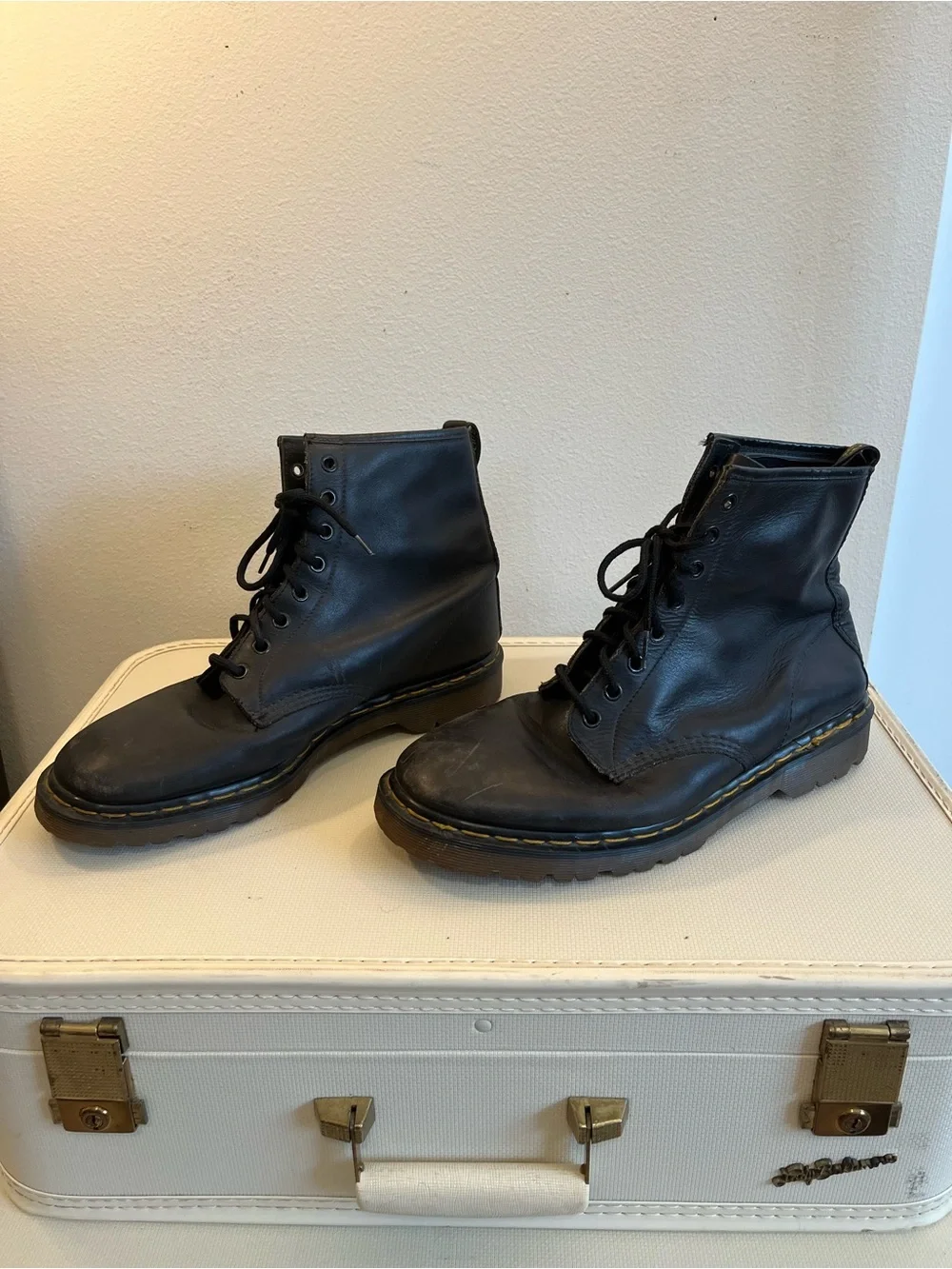 Vintage Dr. Martens Black 8 Eye Leather Lace-Up Ankle Boots
